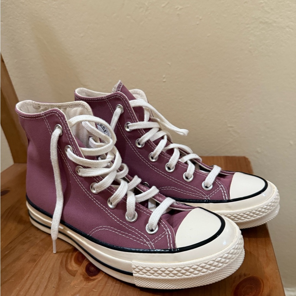 Converse Chuck 70 Canvas High-Top Sneakers in Purple and White